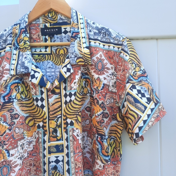PacSun Camp Shirt | Button Up | Tiger Bandana Print | Size Medium - Picture 1 of 15